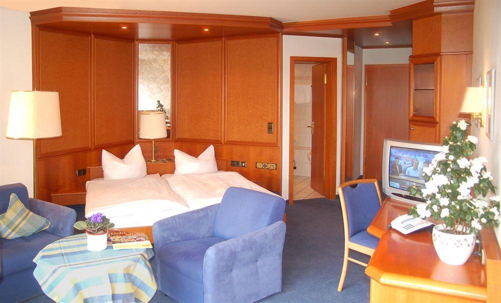 Hotel Gruener Wald Фройденштадт Экстерьер фото